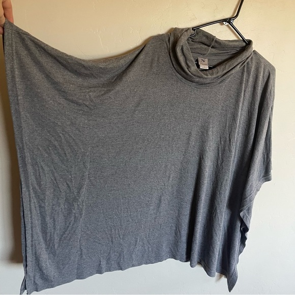 Natori | Mock Turtleneck Poncho - Picture 5 of 7